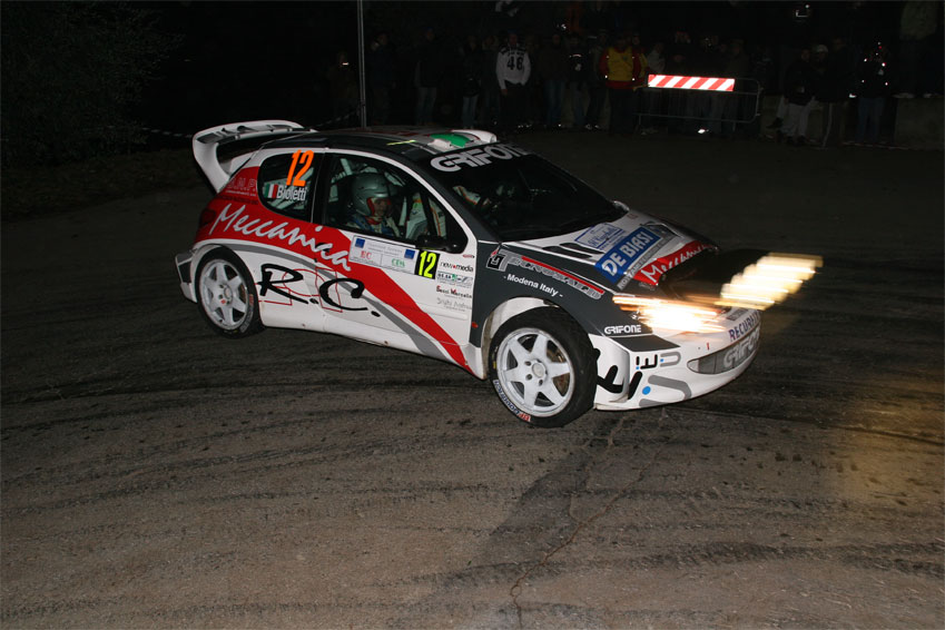 Il Ciocchetto 2008 - Peugeot 206 in notturna Il Ciocchetto 2008 - Peugeot 206 in notturna